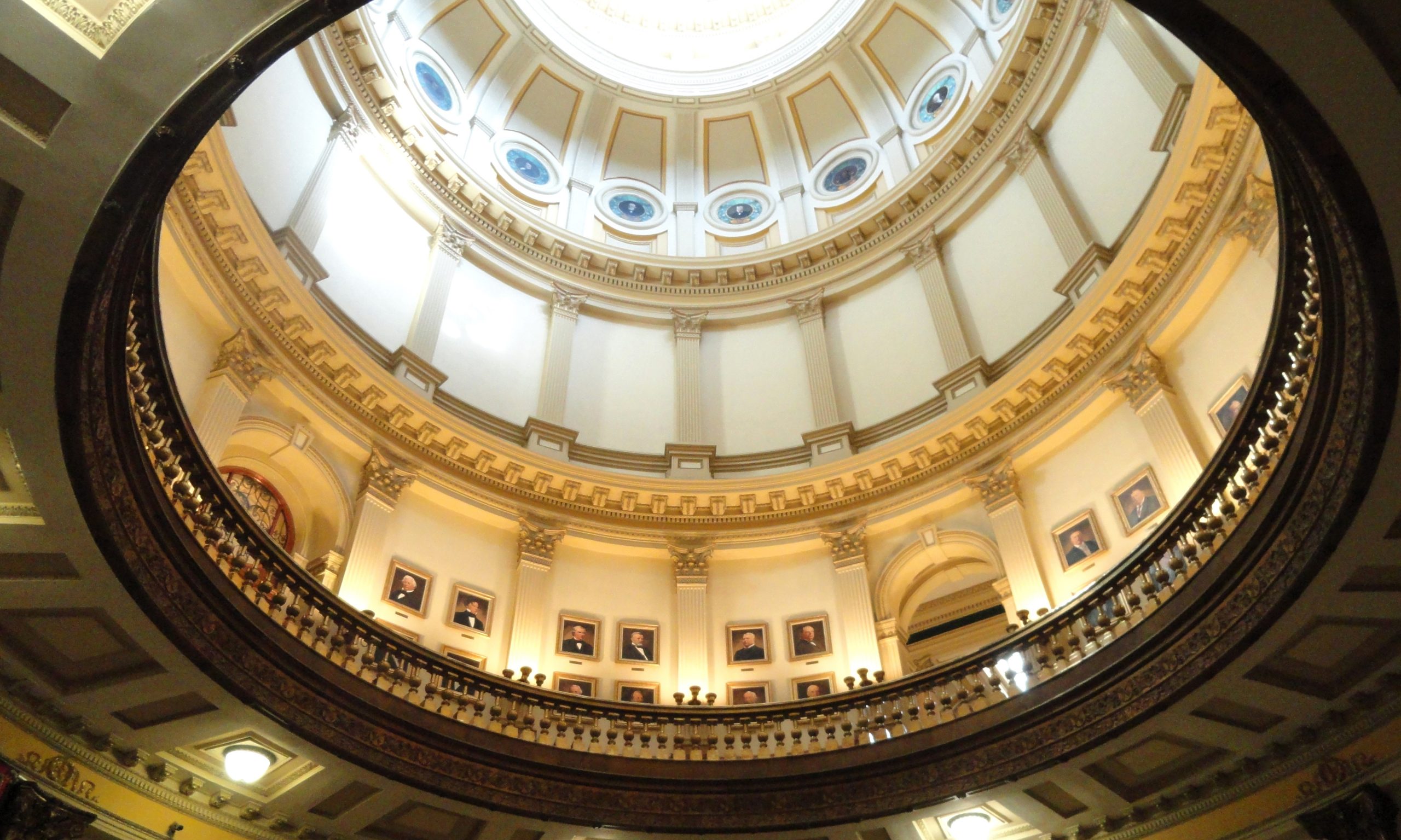 Interior_-_Colorado_State_Capitol_-_DSC01313 cropped